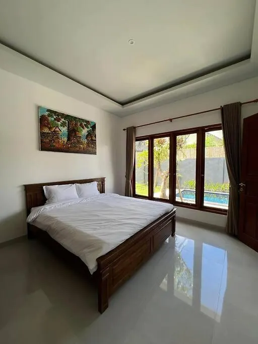 Bridge Villa Seminyak סמיניאק